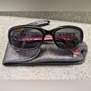 7🌸items For $50 Foster Grant Sunglasses
Polarized
Like new comes with case